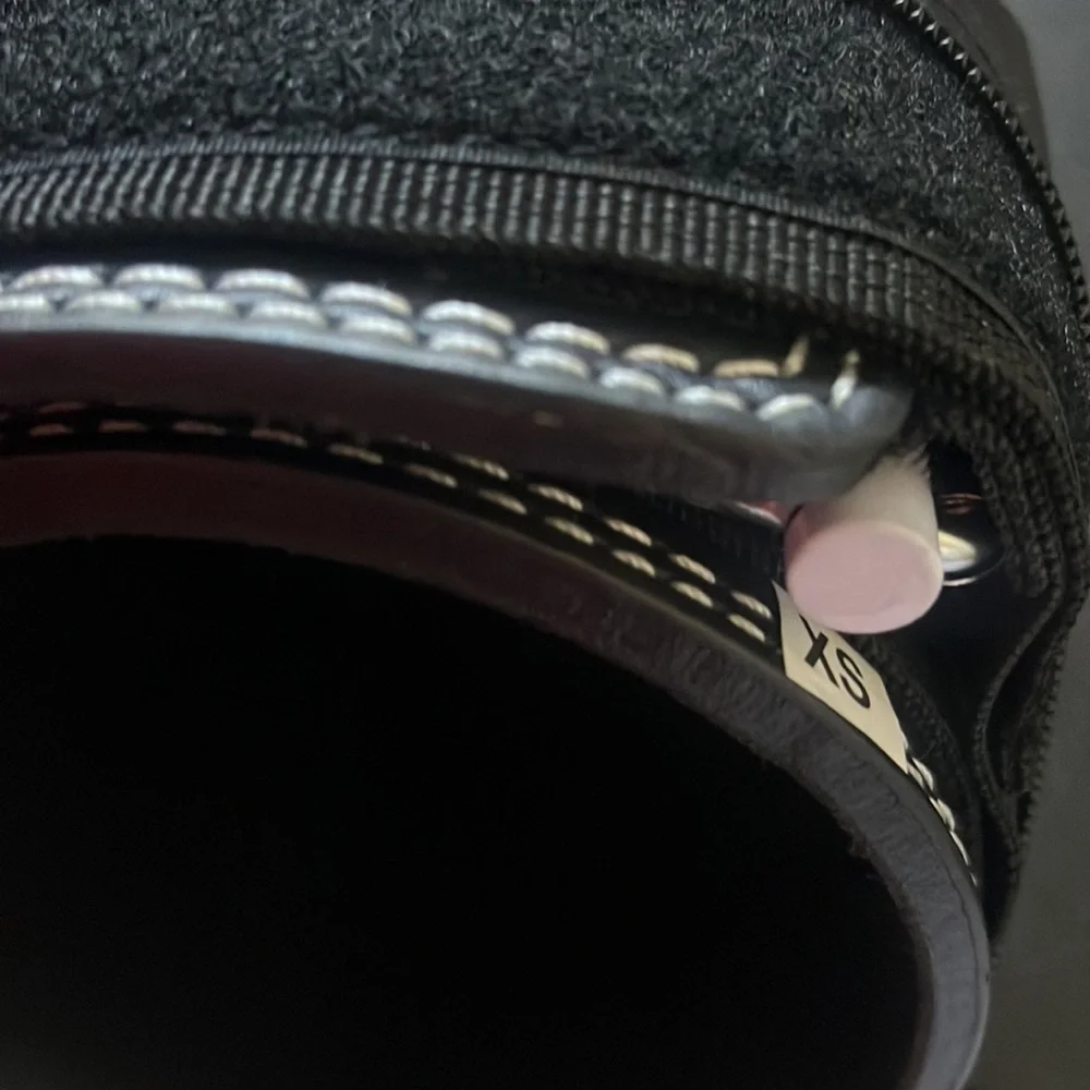 Element 26 Weightlifting Belt Black Leather XS - Picture 3 of 7